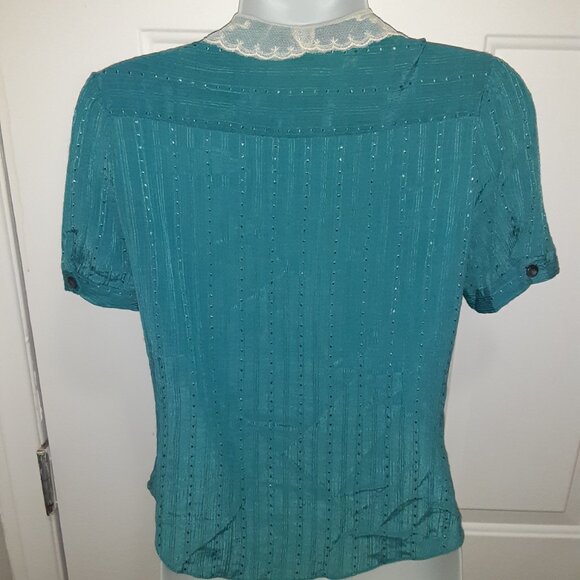 1980 Lace Collar w/Bow * Teal Green * Short Sleeve Silky Blouse * Vintage * EUC - Picture 5 of 5